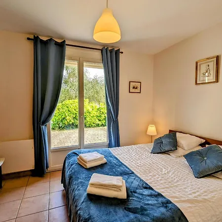 Maison Avec Piscine Chauffee, Tennis Gratuit, 5 En Bord De Riviere - Haironville, France - Fr-1-585-34