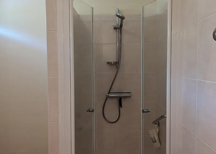 Maison Avec Piscine Chauffee, Tennis Gratuit, 5 En Bord De Riviere - Haironville, France - Fr-1-585-34 Haironville