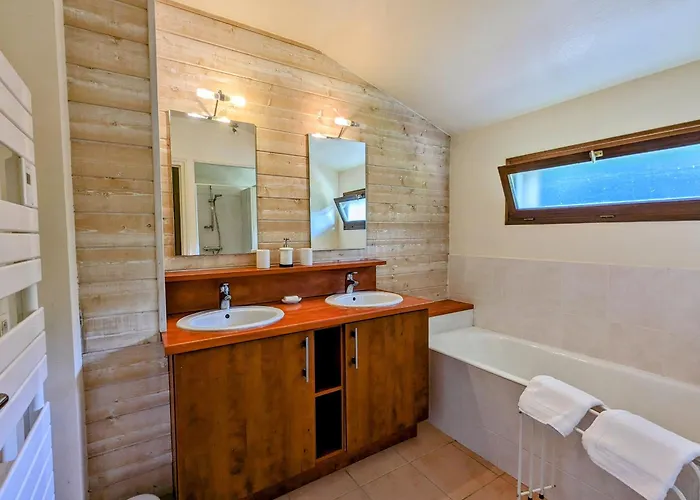 Maison Avec Piscine Chauffee, Tennis Gratuit, 5 En Bord De Riviere - Haironville, France - Fr-1-585-34 Prázdninový dům